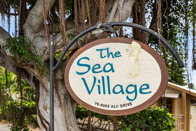 Building Photo - Oceanfront 2BR / 2BA Condo at The Sea Village on Ali'i Drive