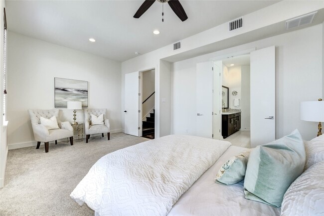 Photo - 1706 Alamo St