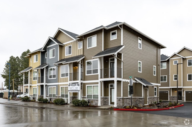 Oregon Street Townhomes - Oregon Street Townhomes