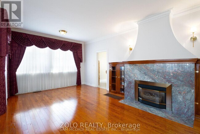 Photo - 469 Evans Ave.