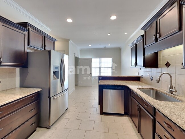 Photo - 5305 Cloister Dr