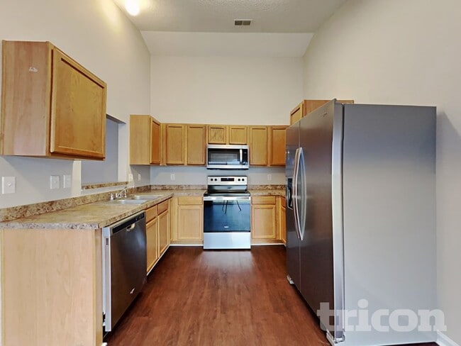 Photo - 1069 Coralbean Way