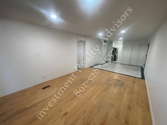 Photo - 425 S 900 E Unit 4