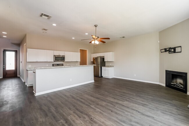 Photo - 10210 Jessalyn Lane