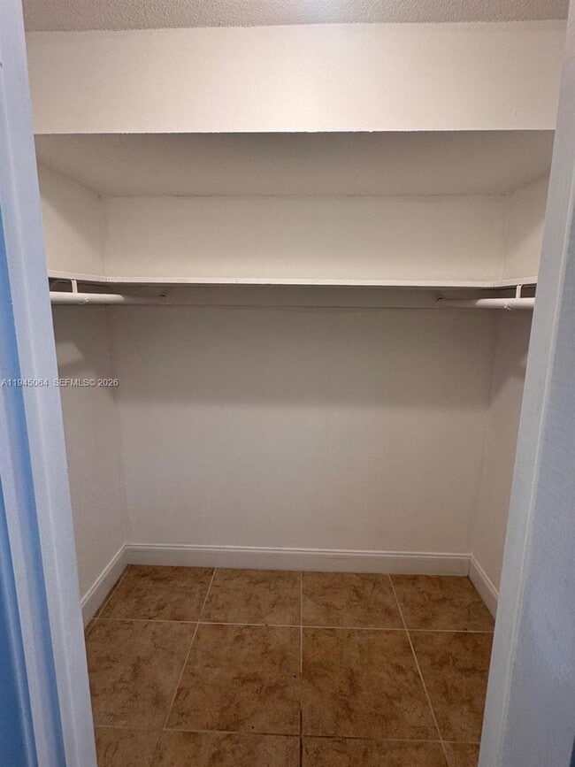 Photo - 219 NE 14th Ave Unit 103