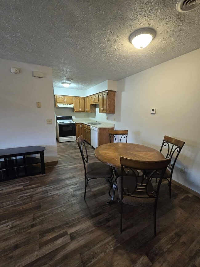 Photo - 115 Holly Dr