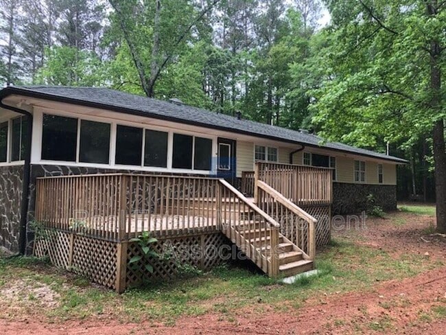Photo - 17025 Wildwood Rd