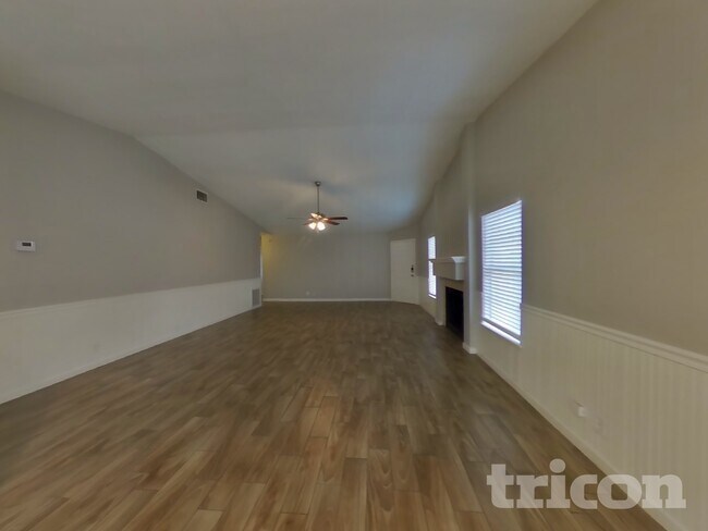 Photo - 7150 Elk Trail