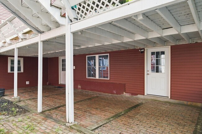 Photo - 27 Davis Ave Unit B1