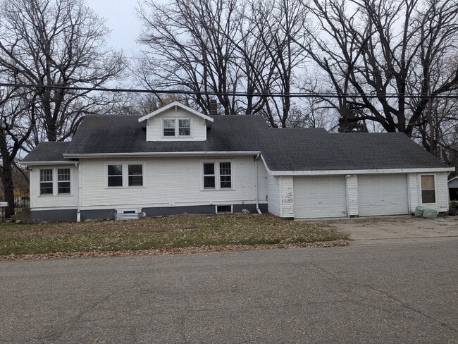 Photo - 1102 Kenwood St