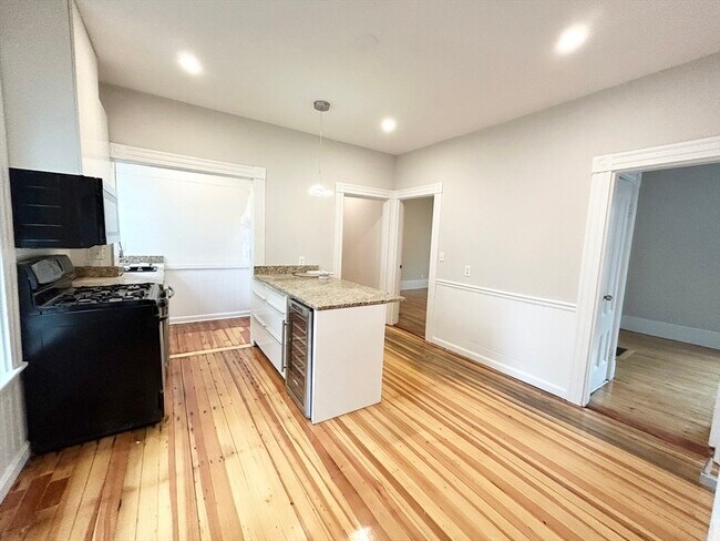 Photo - 12 Buttonwood St Unit 1