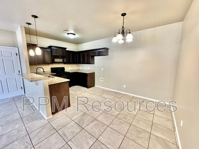 Photo - 151 Bison Ct Way