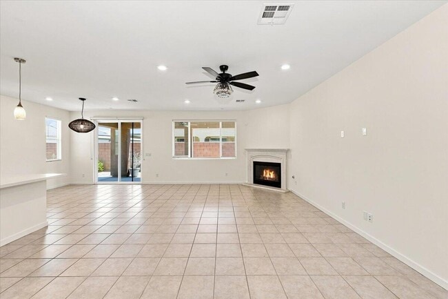 40082 Catania Ct