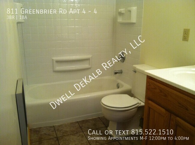 Photo - 811 Greenbrier Rd Unidad 4