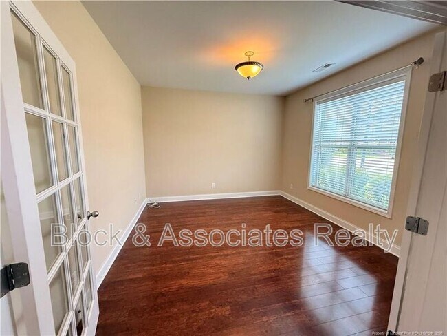 Photo - 1705 Bluffside Dr