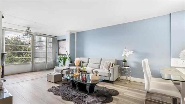 Photo - 3001 NW 48th Ave Unidad 442