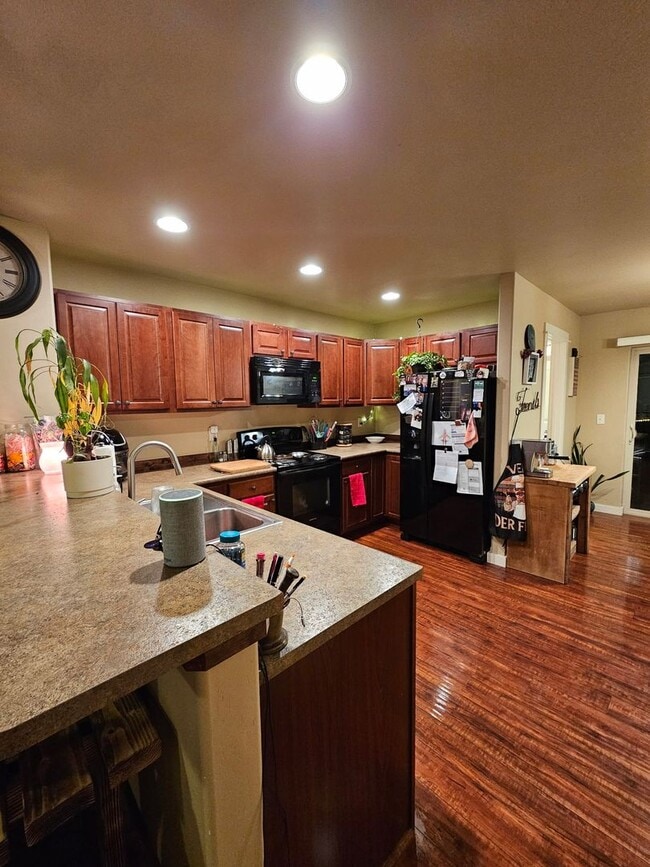 Photo - 3 Bedroom 2.5 bath condo located in Four Corners Unit B