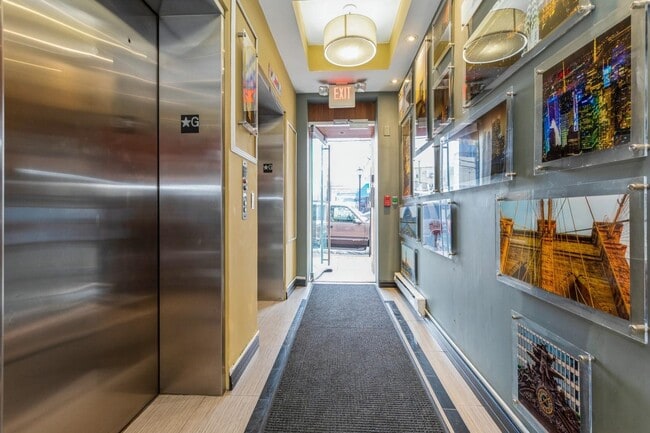 Photo - 125 43rd St Unit 405