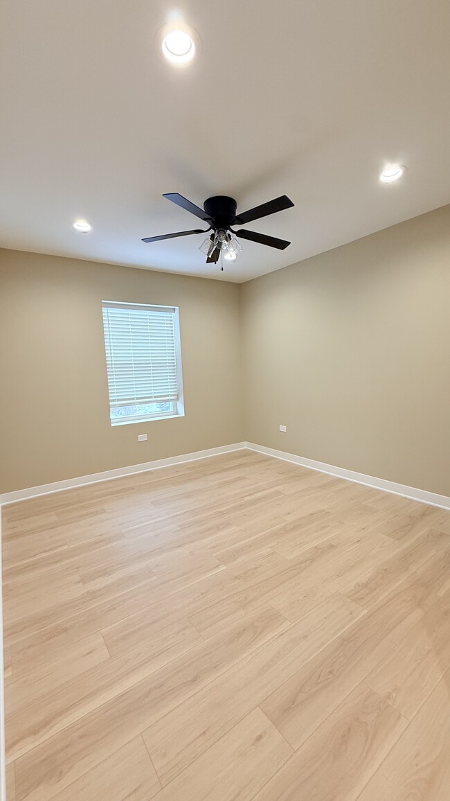 Photo - 4901 W Parker Ave Unit 1