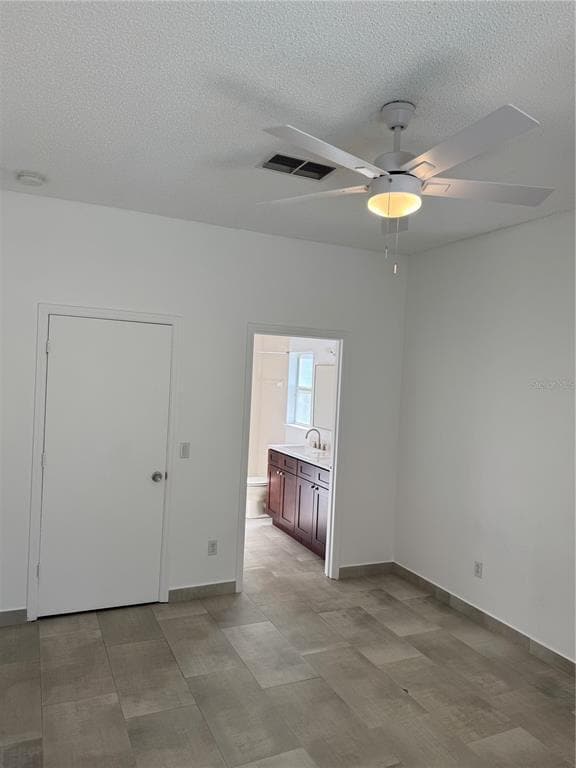 Photo - 1851 Wedgewood Way