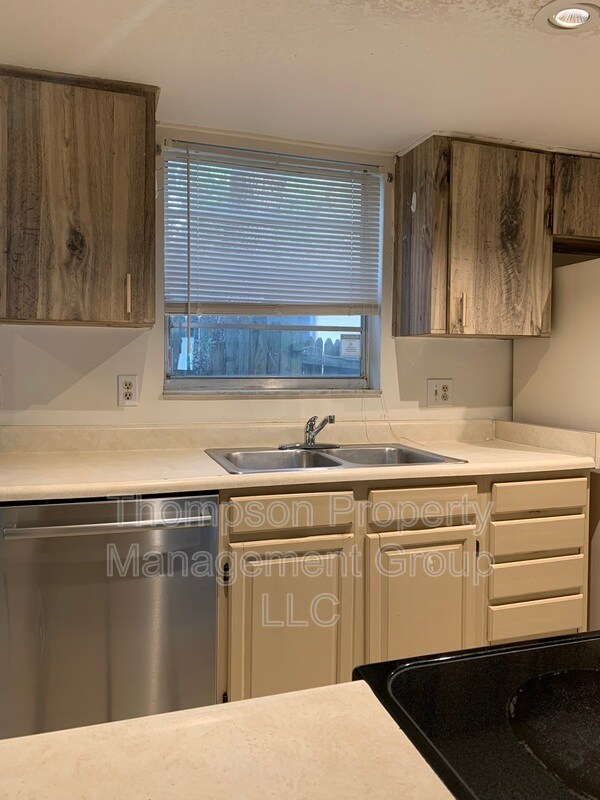 Photo - 1736 E Mulberry Dr