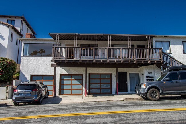 506 Avenida Victoria Unit B