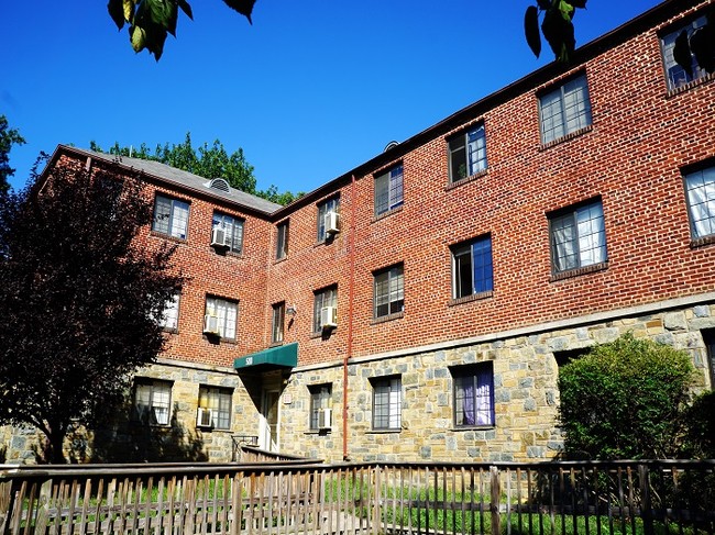 Fleetwood Village Apartments