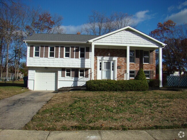 Building Photo - 30 Brunswick Dr Rental