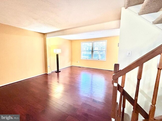 Photo - 6226 Hillside Rd