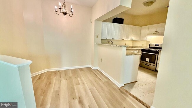 Photo - 2203 Westcourt Ln Unit 202