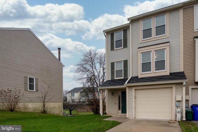 Photo - 6406 Pound Apple Ct Townhome