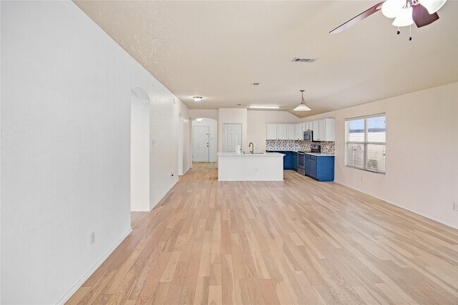 Photo - 1938 Castaway Dr