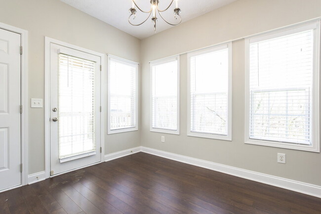 Photo - 206 Providence Rd