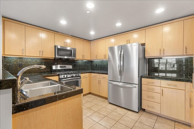 Photo - 2921 Glascock St Unit 2921 Glascock St # 122