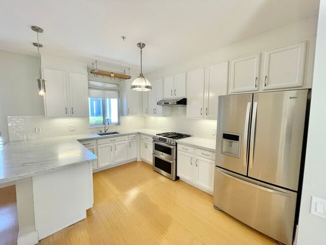 Photo - 638 19th St Unit 638 19th Street, #11