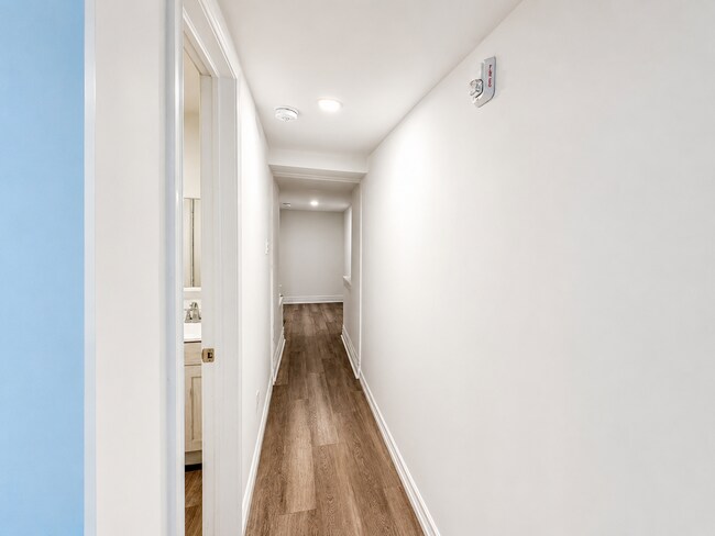 Photo - 16 West Avenue S