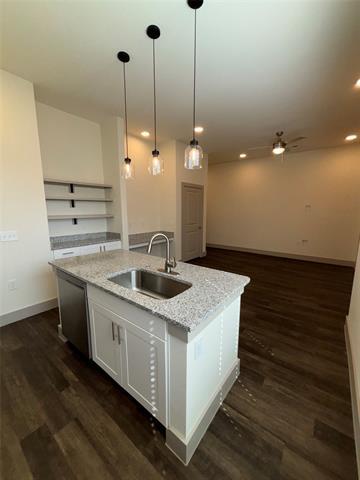 Photo - 2036 Oak Grove Ln