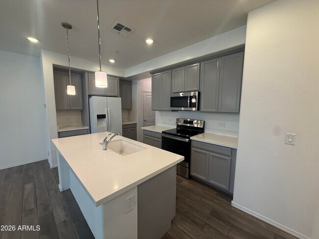 Photo - 1959 E Hampton Ln