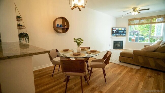 Photo - 300 W Beech St Unit 104