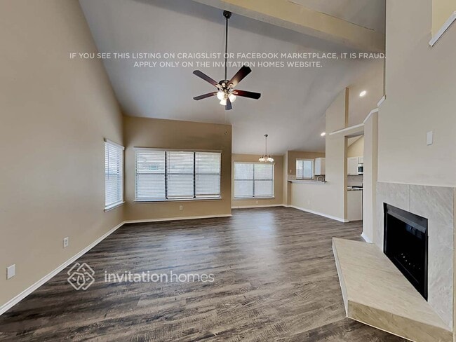 Photo - 927 Sylvan Creek Dr