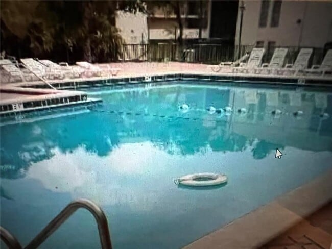 Photo - 8810 Fontainebleau Blvd