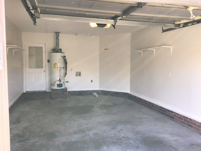 Photo - 2616 Burke Ln