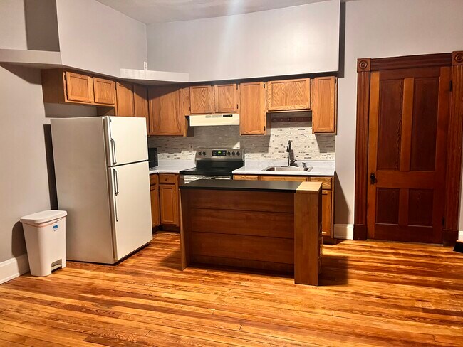 Photo - 133 Parker St Unidad 133 Parker apt #2