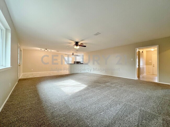 Photo - Mid-Century, Modern 3/2/2 with Designer Updates in Fort Worth For Rent!