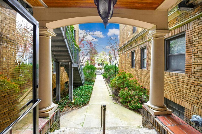 Highland Apartments