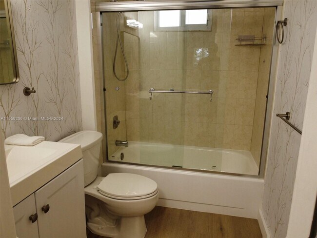 1666 West Ave Unit 410
