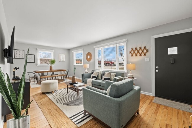 Photo - Super Mod Clintonville Oasis - Perfect for...