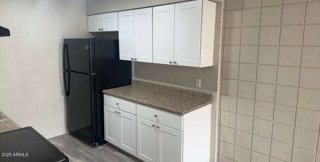 Photo - 2034 W Cactus Rd Unidad C