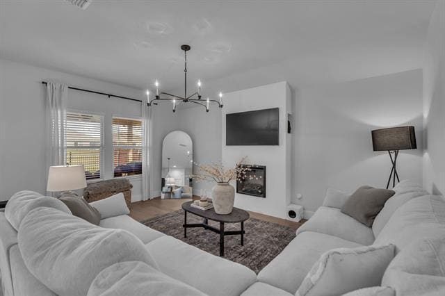 Photo - 16616 Portage St