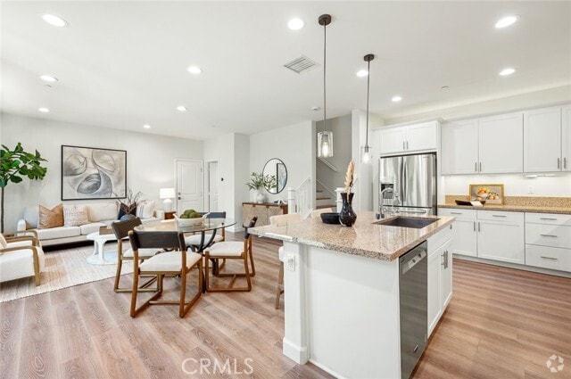 Building Photo - 906 El Paseo Rental